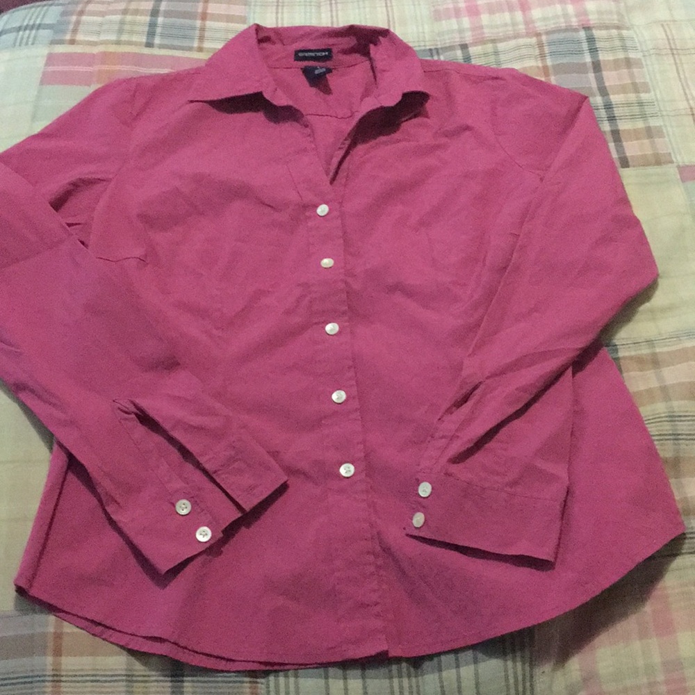 GAP Berry Button-Down Shirt Size L